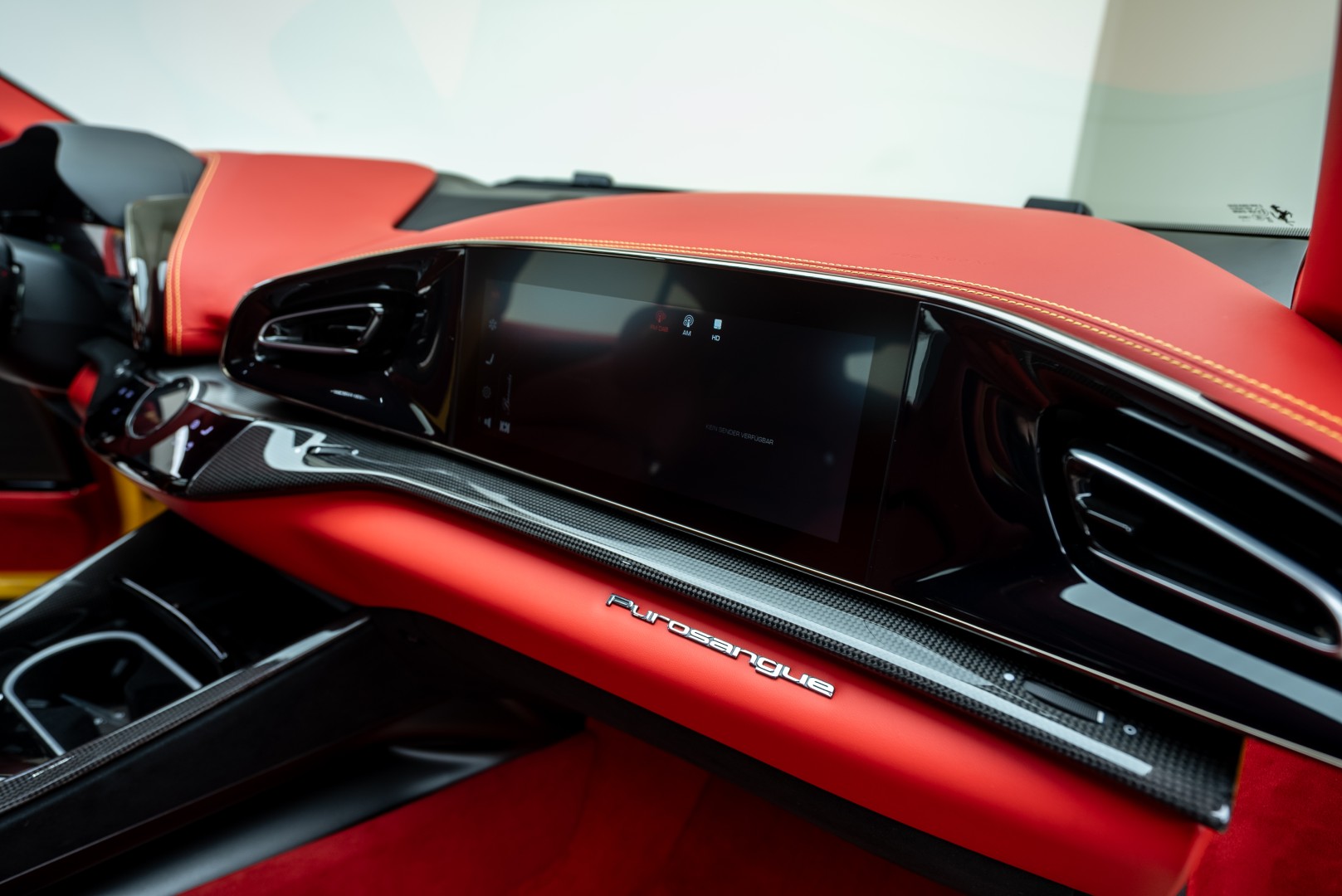 2025 FERRARI PUROSANGUE | FULL CARBON | MAIN DEALER SERVICE | HIGH SPECS |